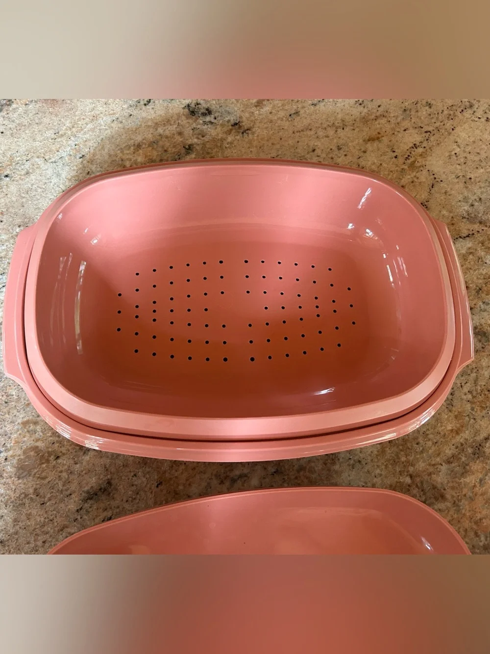 Tupperware Veggie Steamer 6cup #1273-5 (3 pc set)#1274-6 insert/#1275-4 Cover.